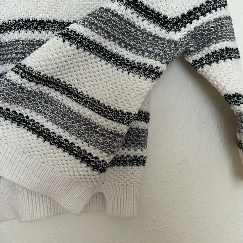 Kids striped gray/black white sweater size 18-24